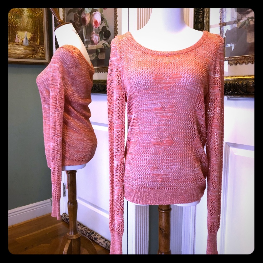 Knit material long sleeve